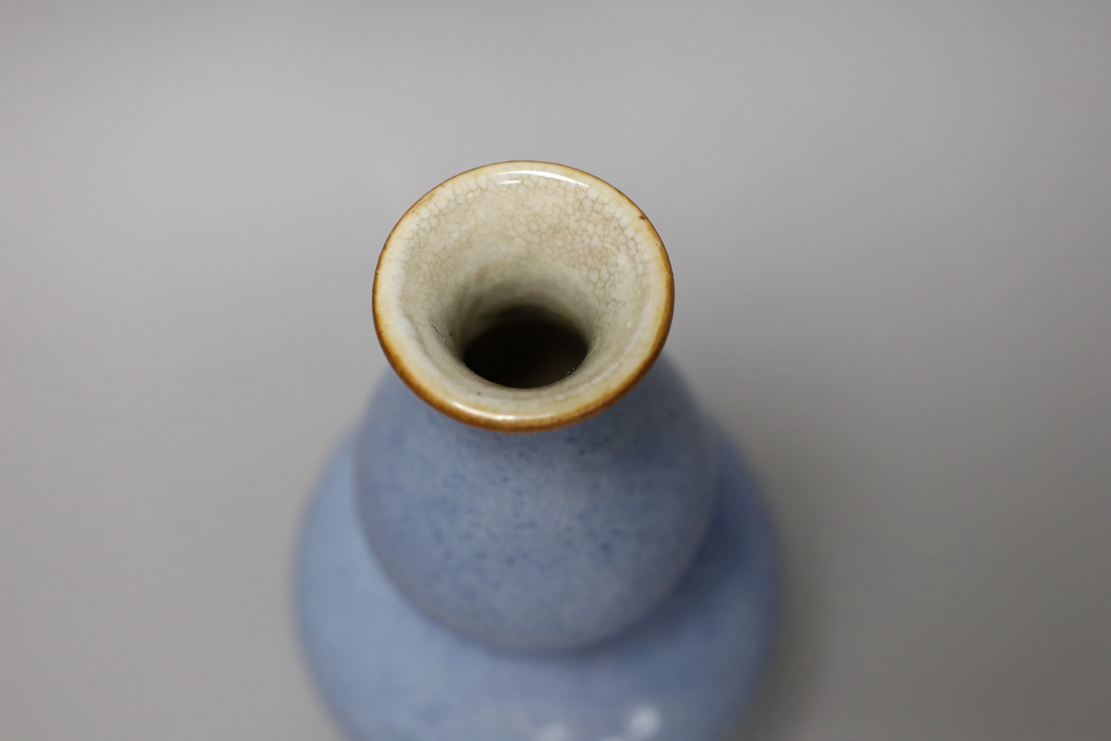 A Chinese powder blue double gourd vase, 20cm